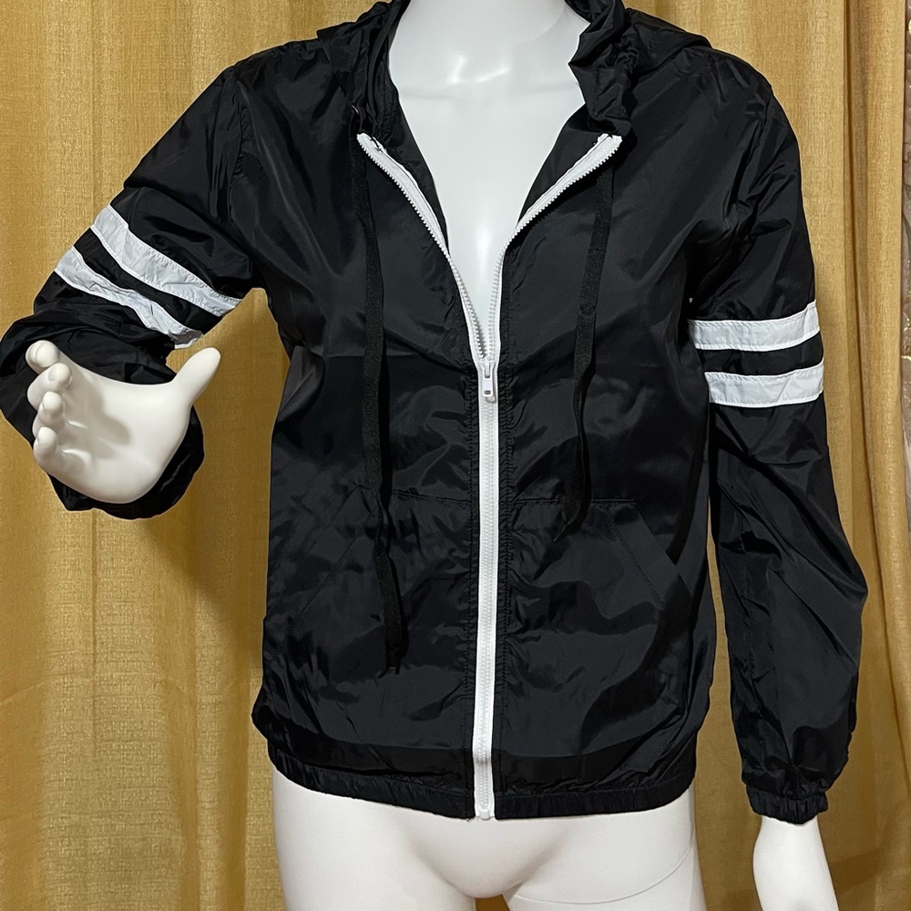 Windbreaker jacket brand new